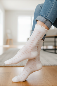 MIIABEL valged augulise mustriga sokid | Sokisahtel