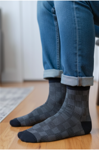 MIKK tumesinised ruudulised puuvillased sokid | Sokisahtel