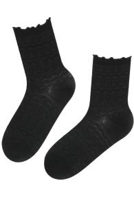 Хлопковые носки чёрного цвета с узором в виде сердечек NAVARRA | Sokisahtel