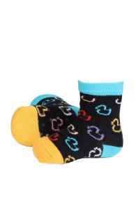 Хлопковые противоскользящие носки черного цвета с разноцветными резиновыми уточками для малышей PARDIRALLI (утиное ралли) | Sokisahtel