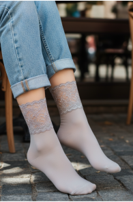 Pierre Mantoux ESTIA hallid pitsäärega õhukesed sokid | Sokisahtel