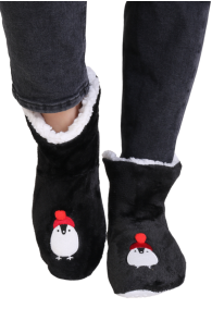 PINGU musta värvi pehmed sussid | Sokisahtel