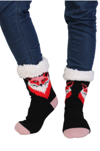 Теплые домашние носки чёрного цвета с изображением хитрой лисы и нескользящей подошвой RED FOX | Sokisahtel