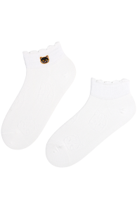 RITA white low-cut cotton socks with a cat | Sokisahtel