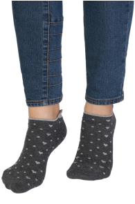 Хлопковые укороченные (спортивные) носки тёмно-серого цвета с узором в горошек и блестящим сердцем RUBY | Sokisahtel