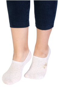 Женские хлопковые носки-следки светло-серого цвета с миниатюрным изображением блестящего котика SAARA | Sokisahtel