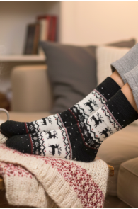 SULVI musta värvi jõulumustriga villased sokid | Sokisahtel