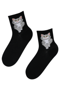 Хлопковые носки чёрного цвета с изображением умилительного серого котика SUZIE | Sokisahtel
