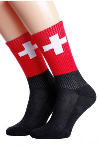 Хлопковые носки для женщин и мужчин с швейцарским флагом SWITZERLAND | Sokisahtel