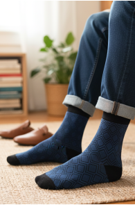 TARMO sinised rombimustriga puuvillased sokid | Sokisahtel