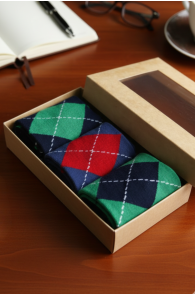 TUESDAY kinkekarp 3 puuvillase sokipaariga | Sokisahtel