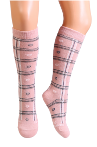 VANESSA pink children's knee-high socks with hearts and a checkered pattern.