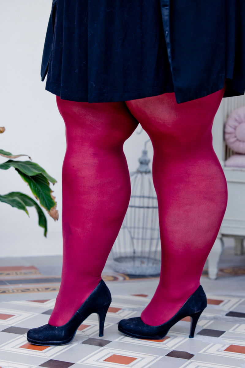 GLOW plus size 50 DEN burgundy tights Sokisahtel