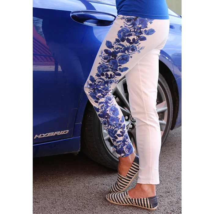 White and blue color leggings.