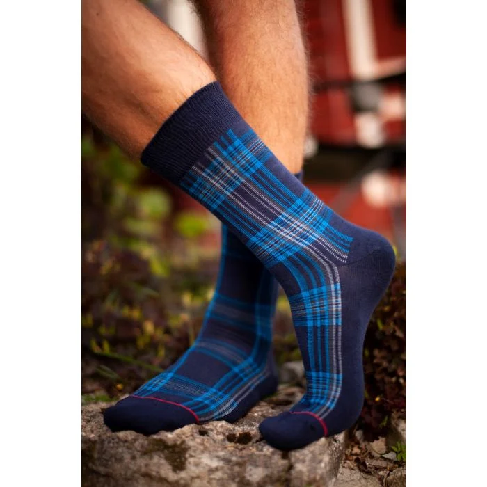 Blue suit socks ideal for groomsmen