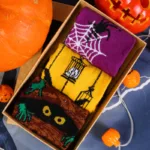 Halloweeni kinkekarp BURTON 3 sokipaariga