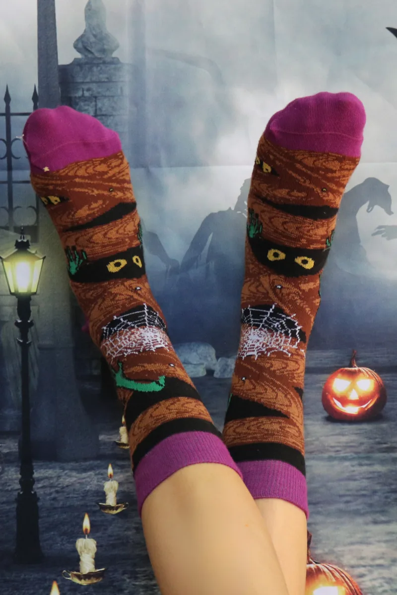 HAZEL kollidega pruunid halloweeni sokid