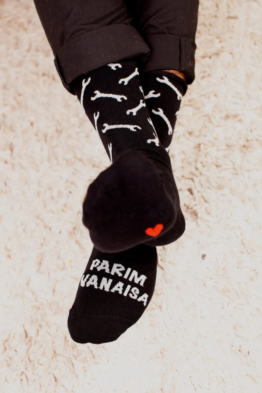 MATTI mustad meestesokid tekstiga "PARIM VANAISA"