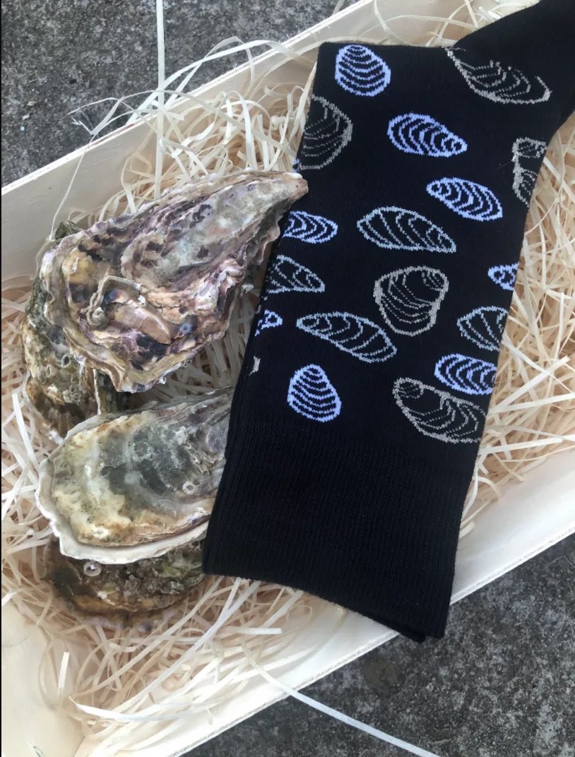 OYSTER musta värvi puuvillased sokid