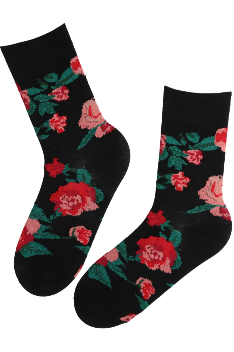 ROSES punaste roosidega puuvillased sokid