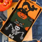 Halloweeni kinkekarp VESPER 3 sokipaariga