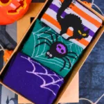 Halloweeni kinkekarp VOODOO 3 sokipaariga