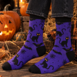 BOOKY mustade kassidega lillad Halloweeni sokid