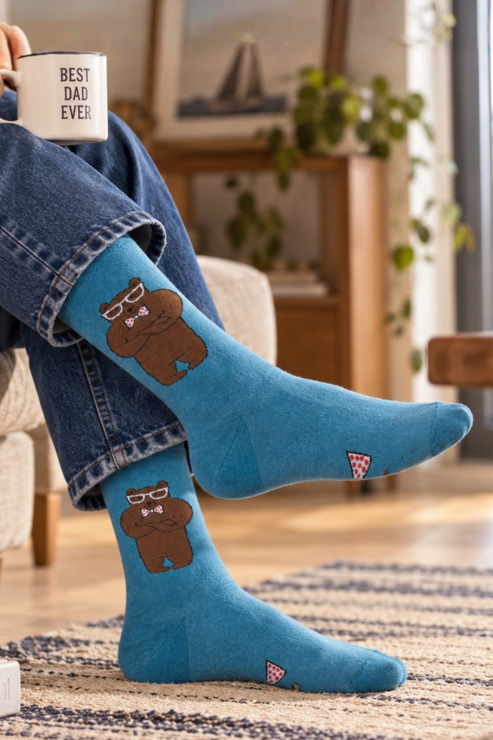 ‘KING OF FATHERS’ cotton socks with bears and text