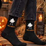 RICH WITCH kummitusega musta värvi Halloweeni sokid